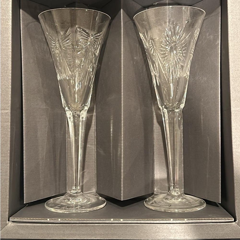The Millennium Collection Toasting Flutes - Waterford Crystal 🥂